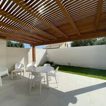 Giorgia House * Μαρσάλα
