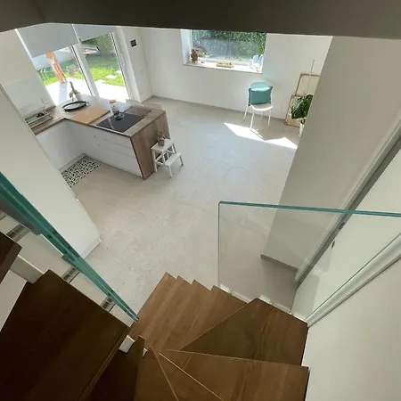 Giorgia House *